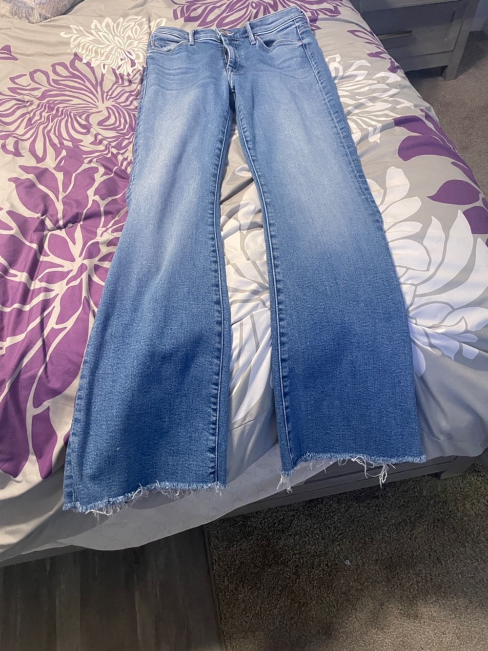 Mother The Weekender High-Rise Fan Favorite Flared Women’s Jeans - Picture 2 of 7